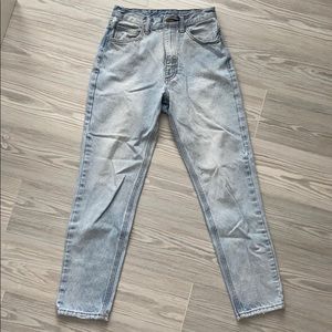 Light wash, denim, straight leg, high waisted jean